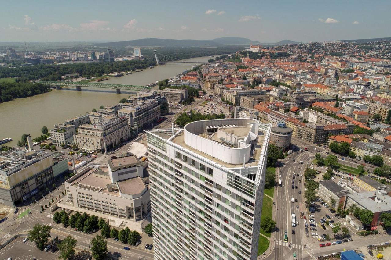 Zora Exclusive Apartment Bratislava Exteriör bild