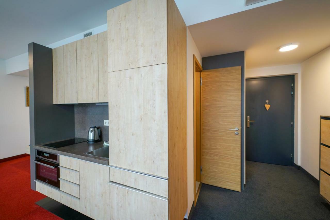 Zora Exclusive Apartment Bratislava Exteriör bild