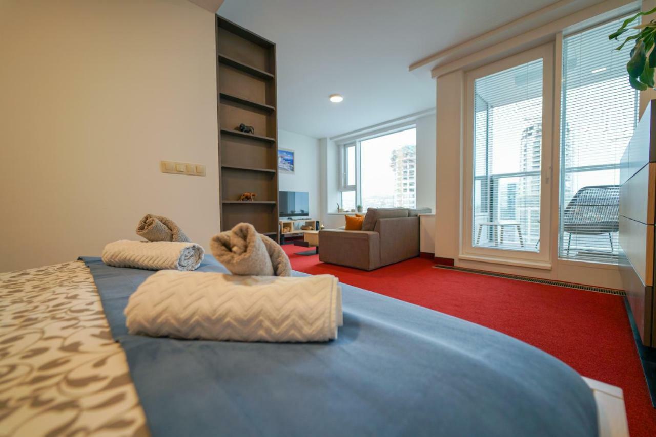 Zora Exclusive Apartment Bratislava Exteriör bild