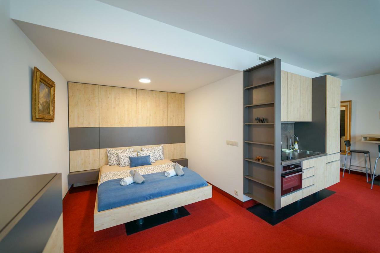 Zora Exclusive Apartment Bratislava Exteriör bild